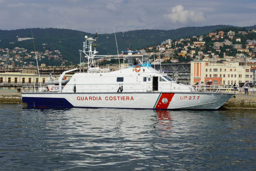 Navi mercantili in porto